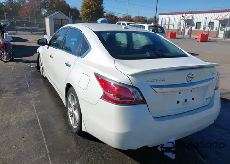 2014 Nissan Altima 2.5 Sl z USA, uszkodzony, nr VIN 1N4AL3AP3EC134781